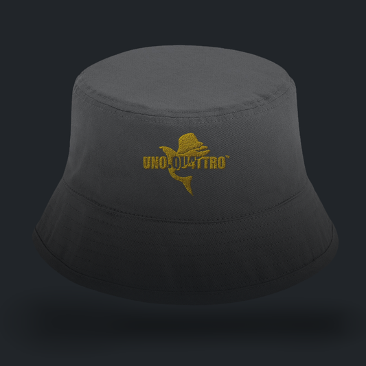 BuCkHaT UNO.QU4TTRO logo oro cappello